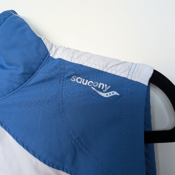 Saucony Running Vest Unisex Lightweight Sleeveless Sz M Athletic - Picture 2 of 16